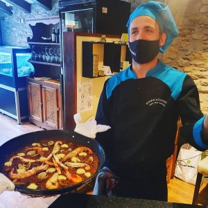 La millor fideua gratinada amb allioli a Andorra a la Borda Xixerella Restaurant de cuina tradicional i cuina de peix de les millors llotges