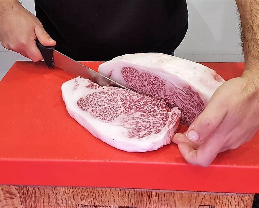 LA CARNE DE KOBE MARAVILLA CULINARIA en LA BORDA XIXERELLA