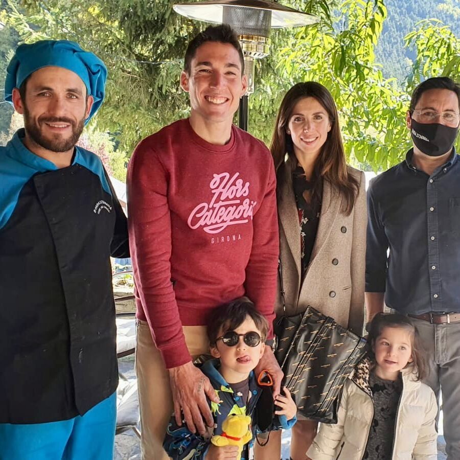 Gràcies, Aleix Espargaró i família per la visita a la nostra Borda. @aleixespargaro