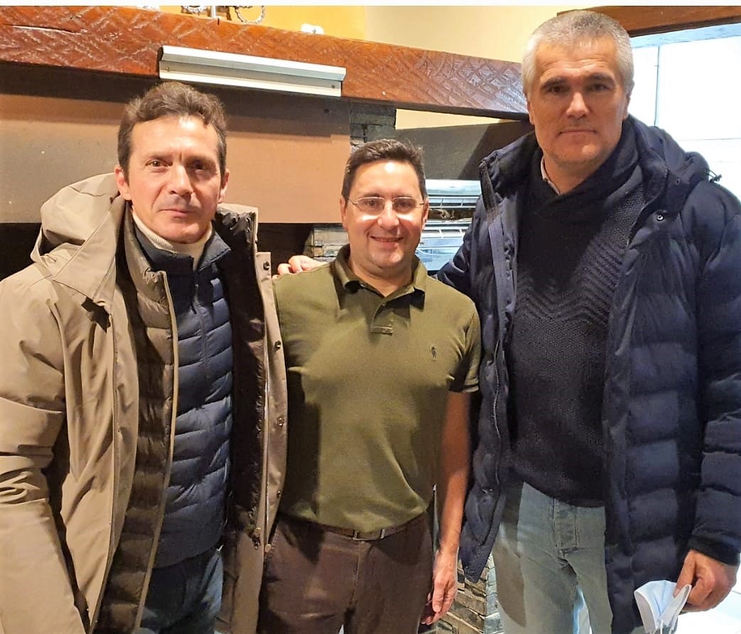 Gràcies, Guillermo Amor i Unai Vergara per la vostra visita a la borda Xixerella Restaurant.