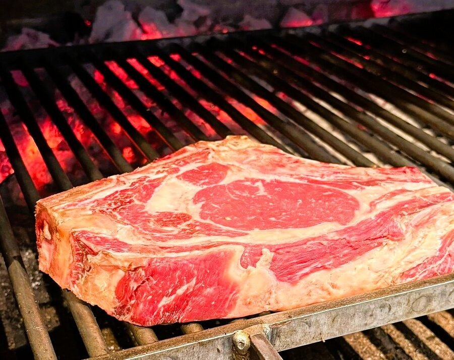 Quan un client ens diu que som “la millor borda típica d’Andorra” i que, amb la cuina del nostre xef, els plats han passat de ser molt bons a sublims, només podem sentir orgull i una profunda gratitud.
