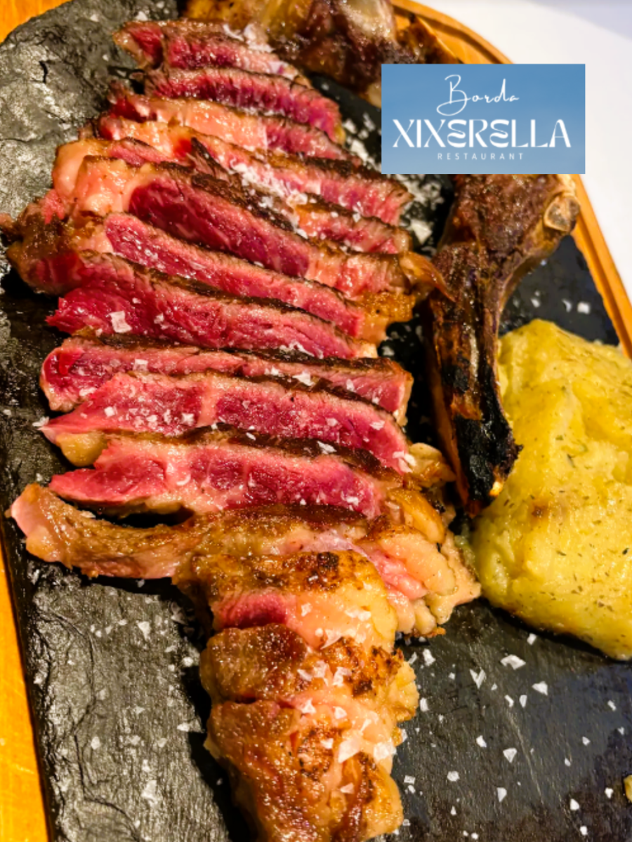 Quan vols celebrar, compartir o simplement donar-te un homenatge… hi ha un plat que no falla: El nostre chuletón de bou d’1,2 kg per a 2 persones.